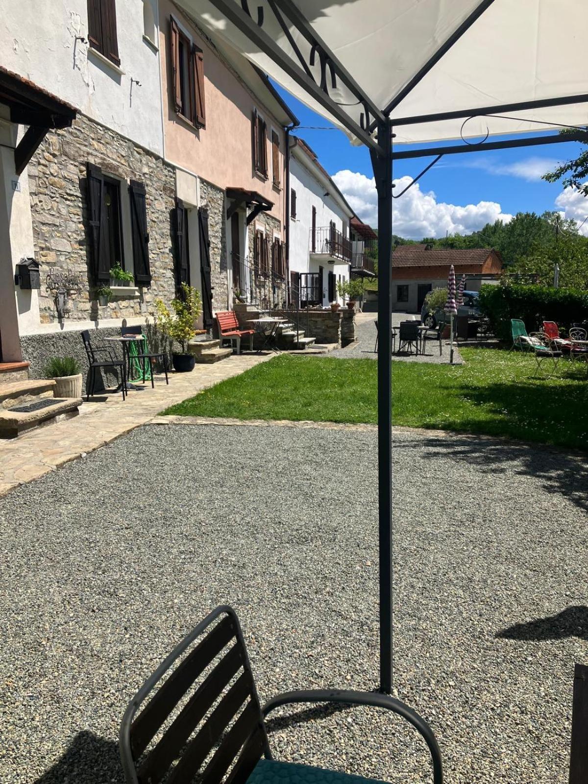Casa Petra - Casa Tre Stelle - Casa Caneva - Ferien Fuer 6-14 Personen Ponti Exteriér fotografie